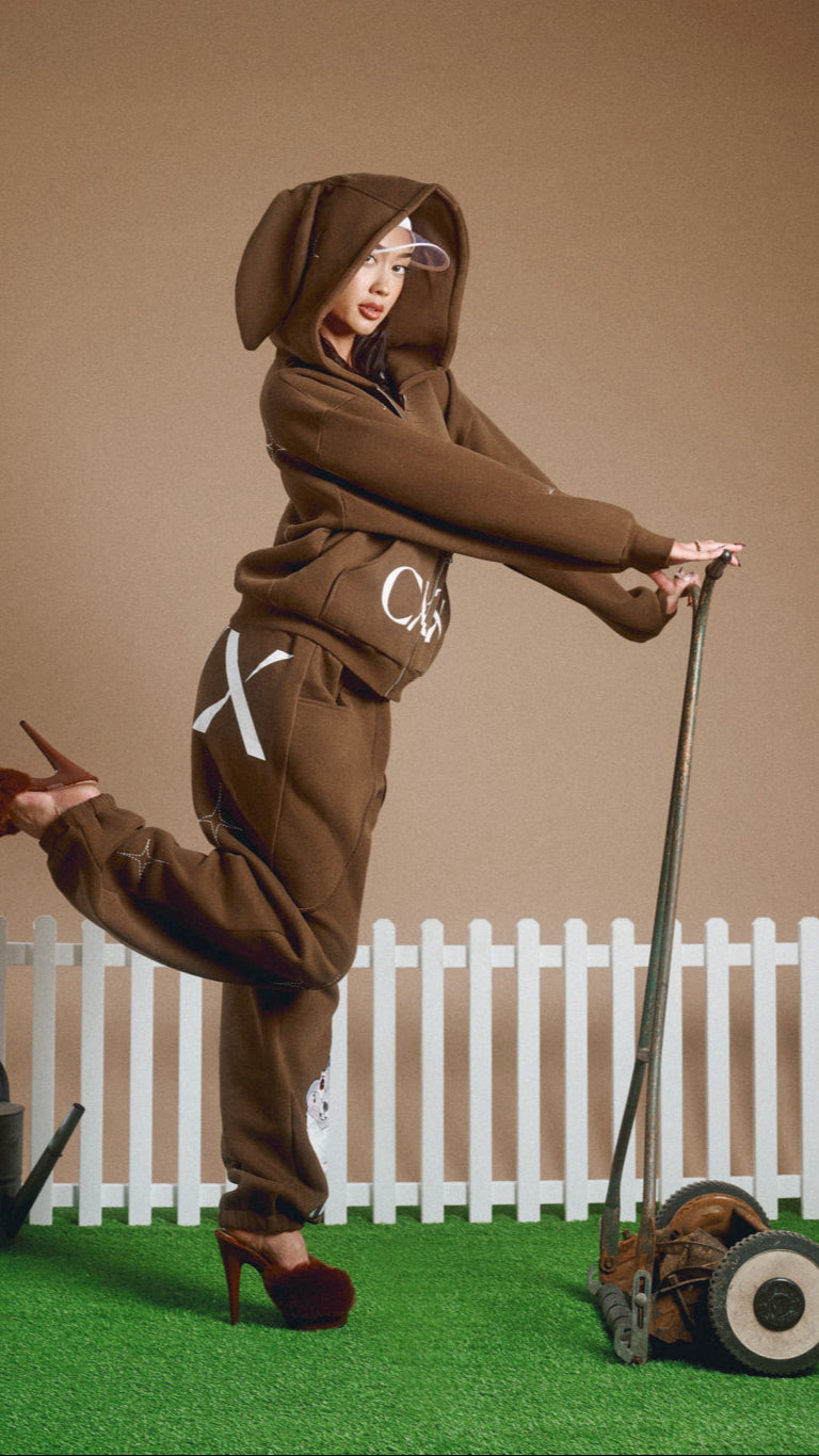 CREATURES IN THE CLUB: BLESSED BUNZ SWEATPANTS - CHOCOLATE LIMITED ED.