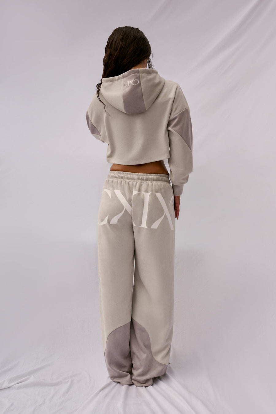Cloud Contour Faux Suede Crop Hoodie - Wavey Grey – CXIX