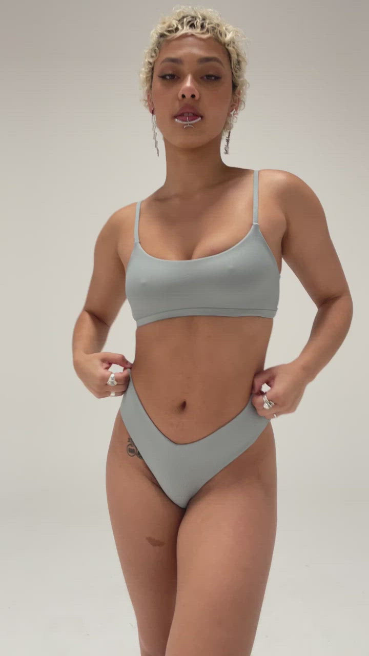The Hills Top - Ribbed Light Grey